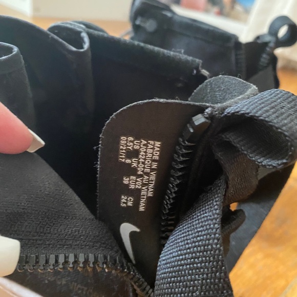 Nike Air forces urban utility FTWR - Picture 2 of 2